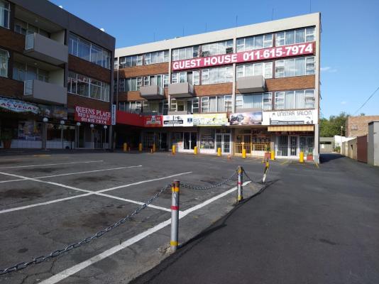 Queen's Place Apartments - 263913