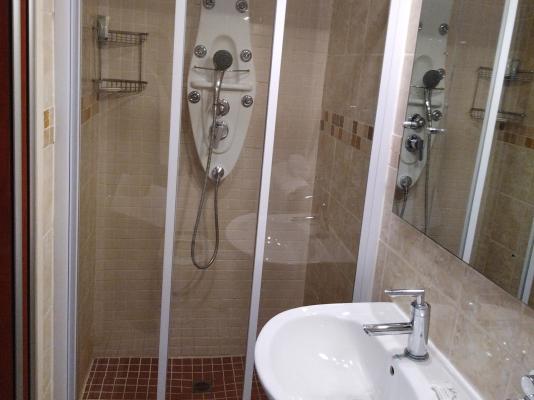 Queen's Place Apartments - 263921