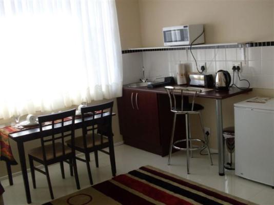 Queen's Place Apartments - 263927