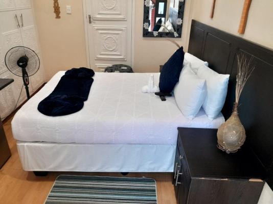 Room image 3