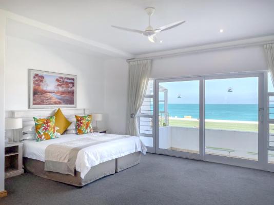 Room image 4