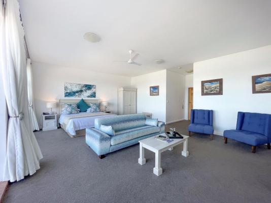 Room image 20