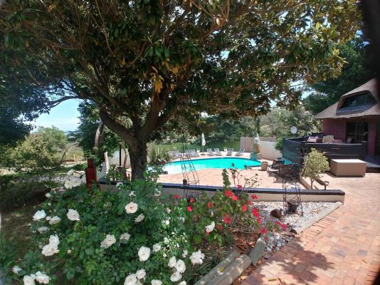 Winelands Villa Guesthouse and Cottages - 265072