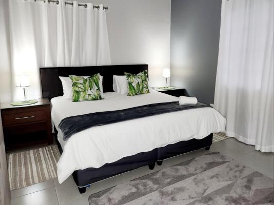 Room image 1