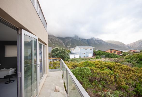Betty's Bay Cottage - 265870