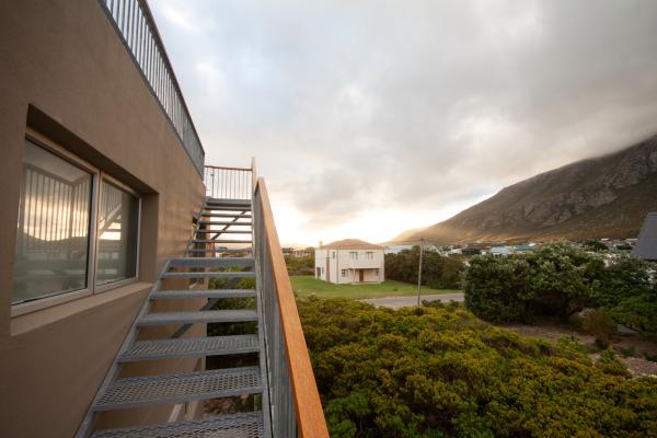 Betty's Bay Cottage - 265871