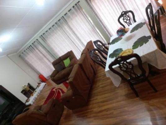 Room image 1