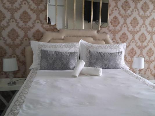 Room image 16