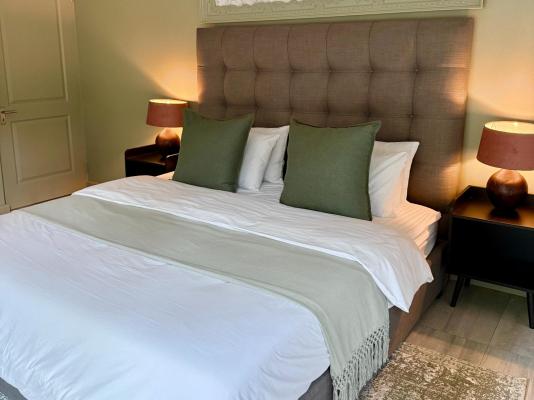 Room image 5