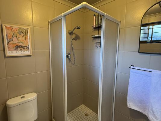 Room image 15