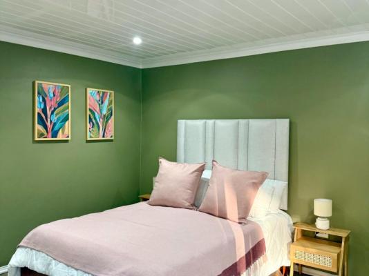 Room image 6