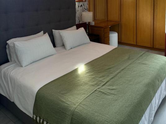 Room image 11
