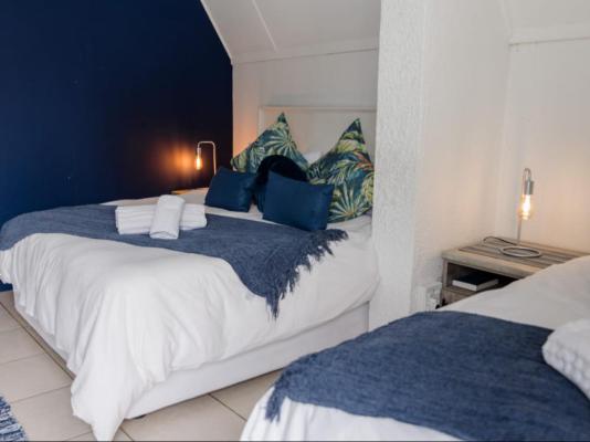 Room image 1