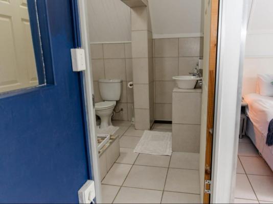 Room image 2