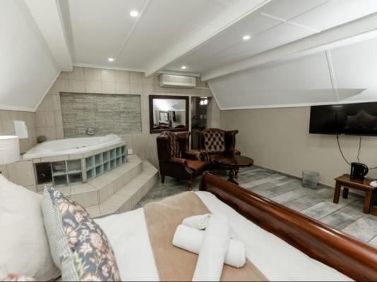 Room image 1