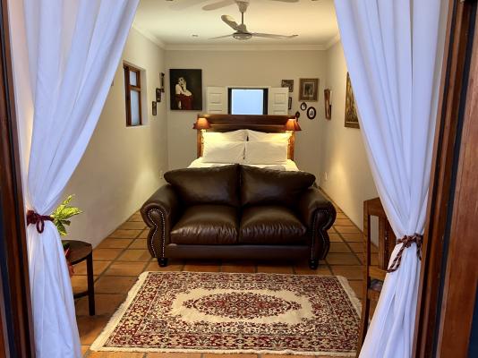 Room image 10