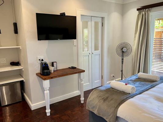 Room image 20