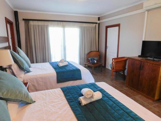 Room image 4