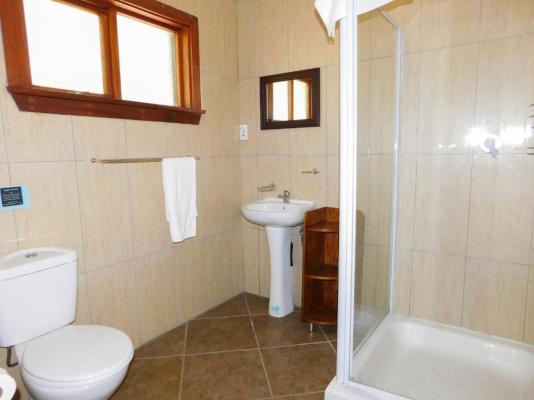Room image 4