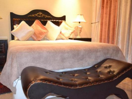 Room image 1