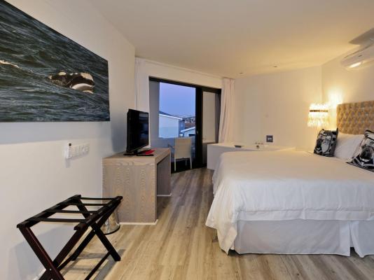 Room image 1