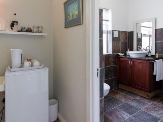 Room image 3