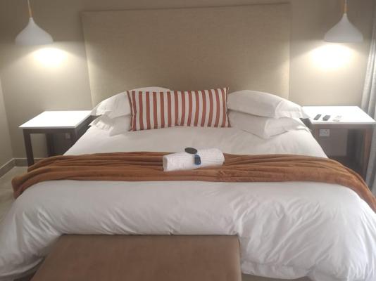 Room image 1