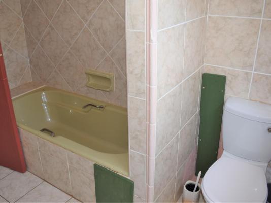 Room image 1
