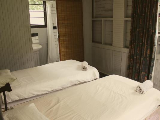 Room image 14