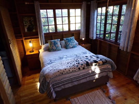 Room image 4