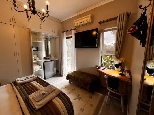 Room image 5