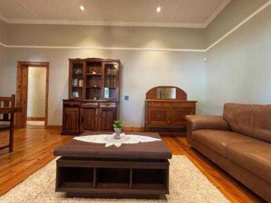 Room image 3