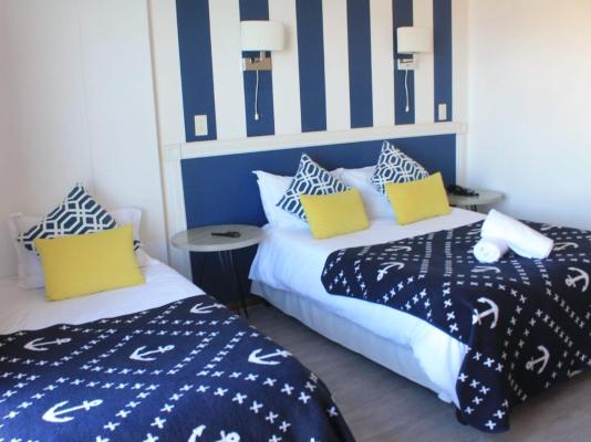 Room image 11