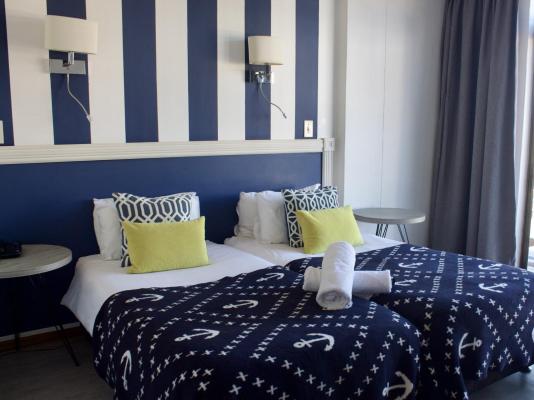 Room image 34