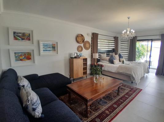 Room image 1