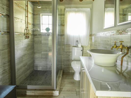 Room image 1