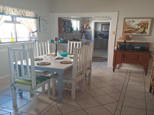 Room image 5