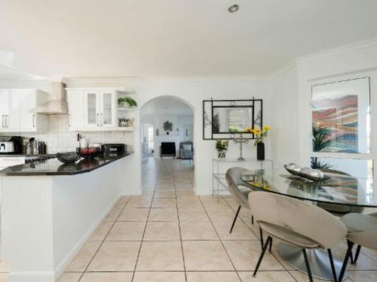 Casa Dunnage - Dining area
