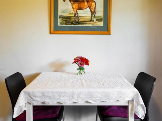 Room image 1