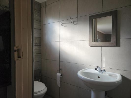 Room image 7