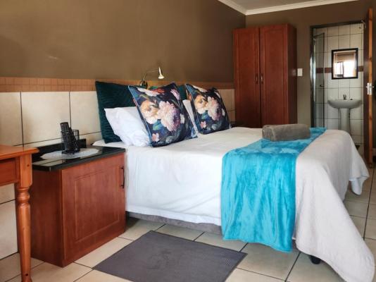 Room image 5