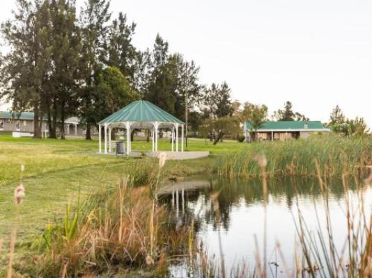 Newcastle Country Lodge - Garden