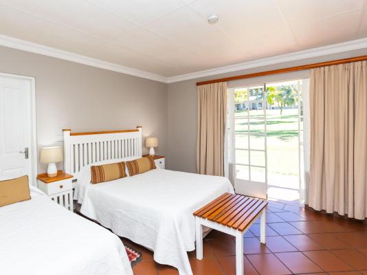 Room image 4