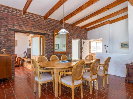 Kingsview Guest House - 268764