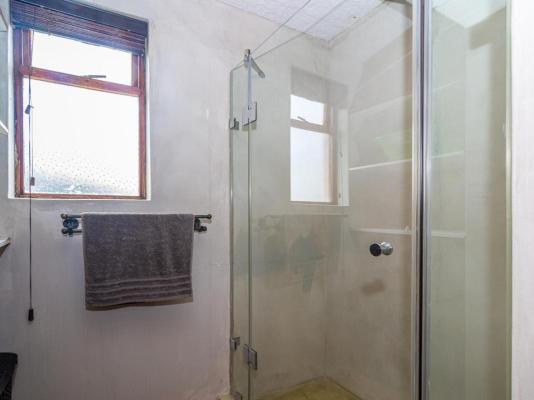 Room image 2