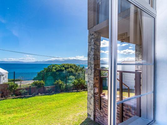 Kingsview Guest House - 268806