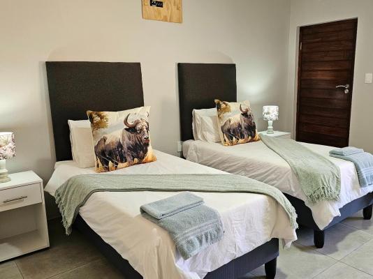 Room image 5