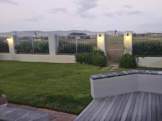 Cape Golf Villa - Garden