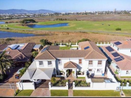 Cape Golf Villa - Natural landscape