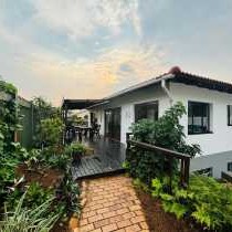 Umbrella Tree House - 268968